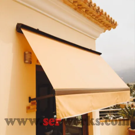 semicofre de toldo punto recto que guarda su textil facilmente